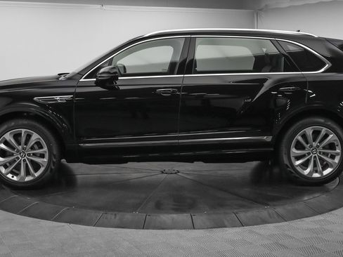 New 2024 Bentley Bentayga Extended Wheelbase image 9