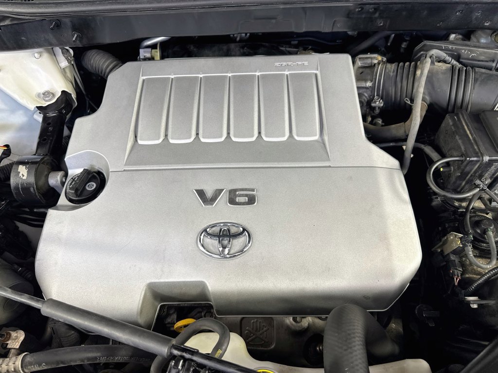 Used 2010 Toyota Highlander SE AWD/4WD image 32