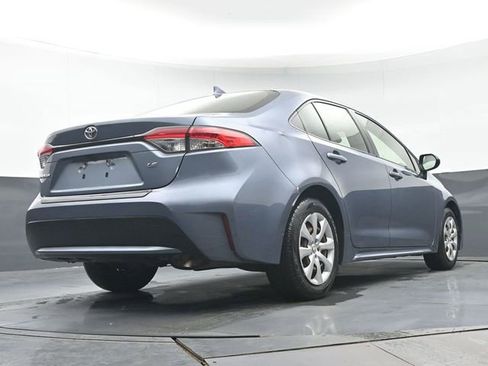 Certified 2020 Toyota Corolla LE image 30