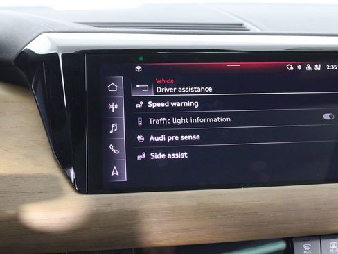 Used 2023 Audi e-tron GT Premium Plus image 24