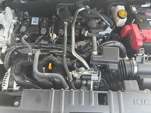Used 2026 Nissan Kicks SV w/ SV Premium Package FWD image 23