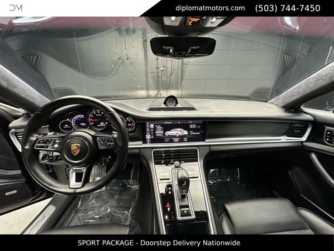 Used 2019 Porsche Panamera Turbo image 27