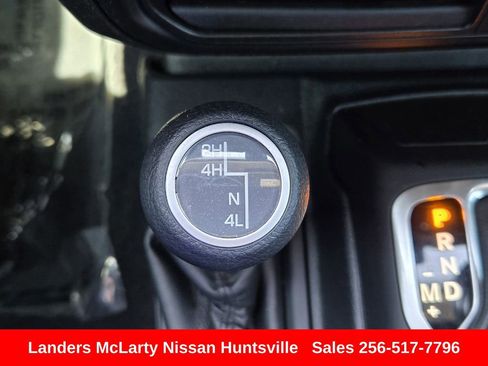 Used 2021 Jeep Gladiator Sport AWD/4WD image 22