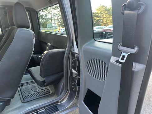 Used 2011 Ford Ranger XLT image 16