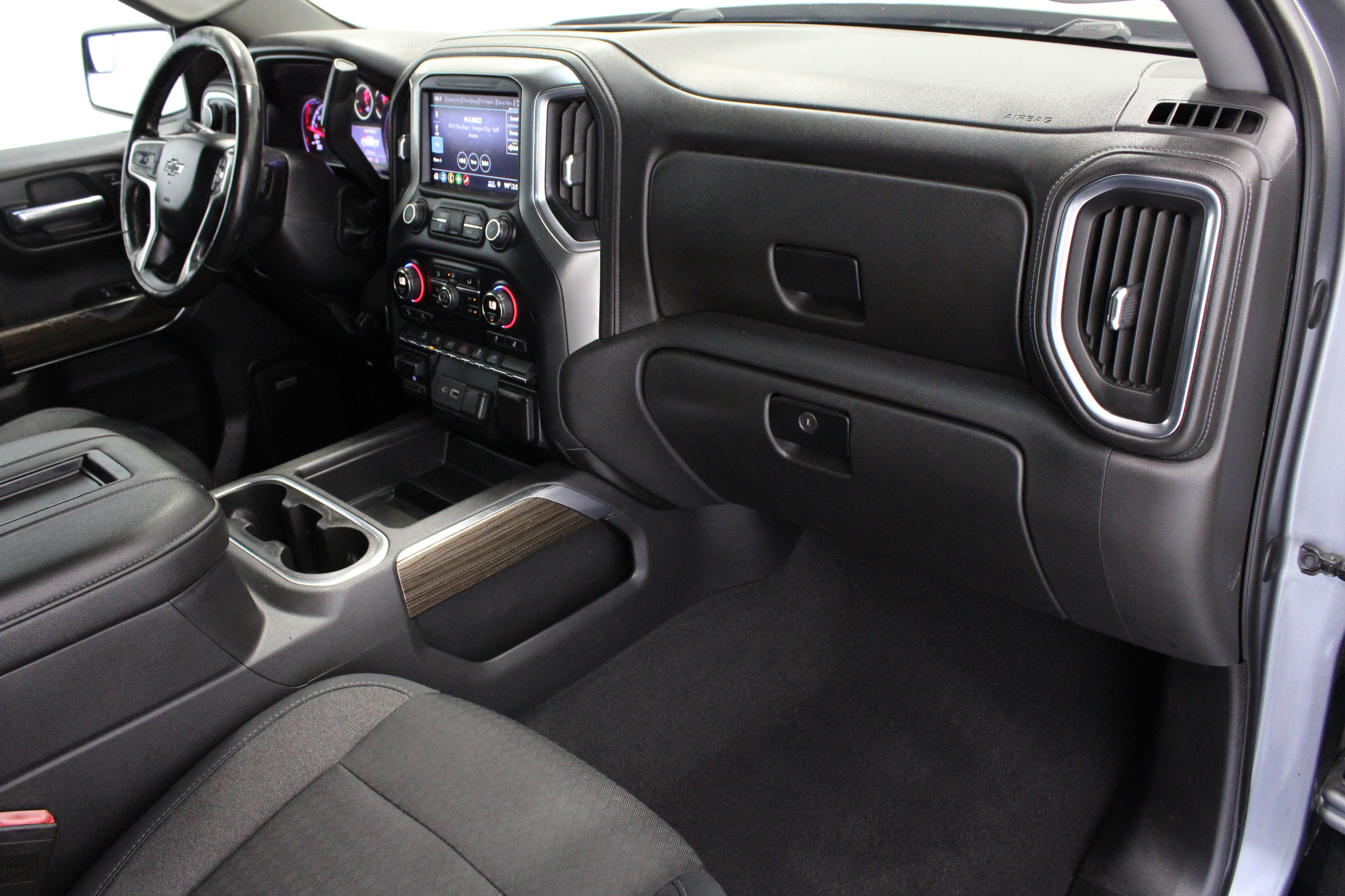 Used 2019 Chevrolet Silverado 1500 RST w/ All-Star Edition AWD/4WD image 36
