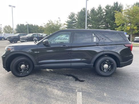 New 2025 Ford Explorer 4WD Police Interceptor image 6