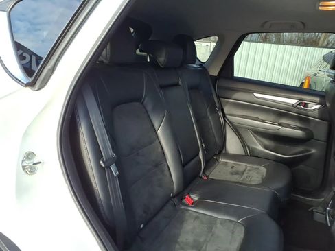 Used 2019 MAZDA CX-5 Touring image 15