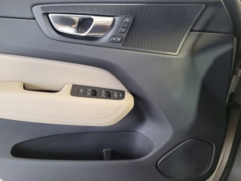 New 2026 Volvo XC60 B5 Plus w/ Protection Package Premier image 33