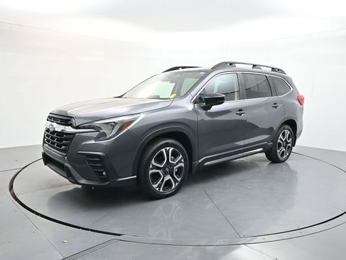Used 2024 Subaru Ascent Limited w/ Technology Package AWD/4WD image 1
