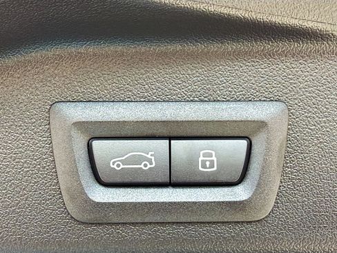 New 2026 BMW X5 xDrive50e w/ Executive Package image 13