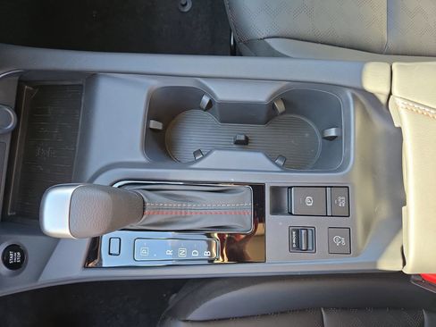 New 2026 Nissan Sentra SR w/ SR Premium Package FWD image 22
