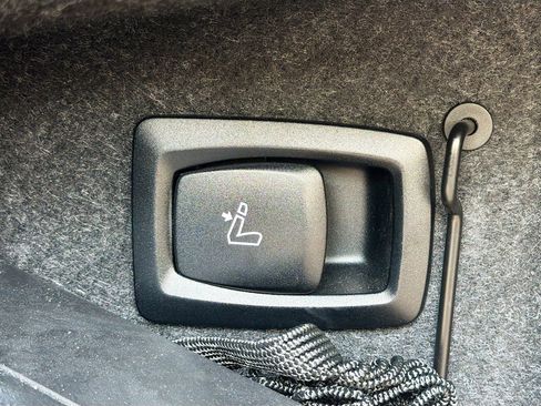 Certified 2025 BMW 430i Convertible image 14