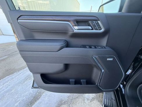 New 2026 GMC Sierra 1500 SLT w/ SLT Premium Plus Package image 22