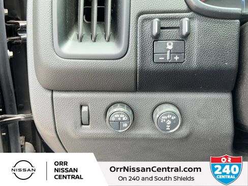 Used 2018 Chevrolet Colorado ZR2 w/ ZR2 Midnight Special Edition AWD/4WD image 18