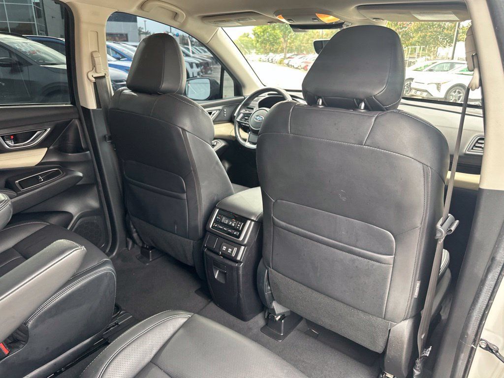 Used 2022 Subaru Ascent Limited AWD/4WD image 31