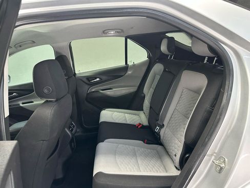 Used 2020 Chevrolet Equinox LS w/ LS Convenience Package FWD image 13