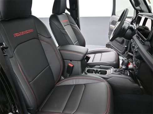 New 2025 Jeep Gladiator Rubicon image 22