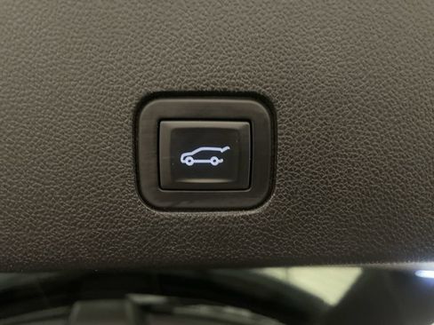 Used 2020 Cadillac XT6 Sport AWD/4WD image 32