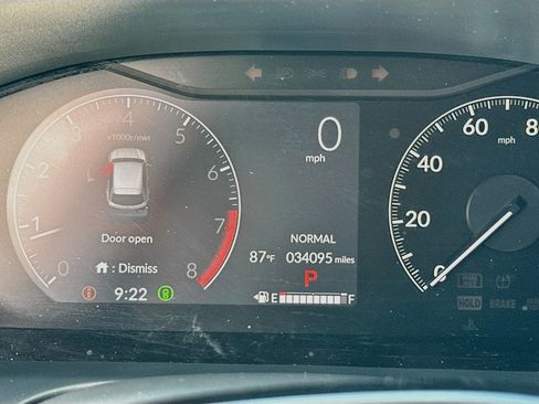 Used 2023 Honda HR-V EX-L image 12