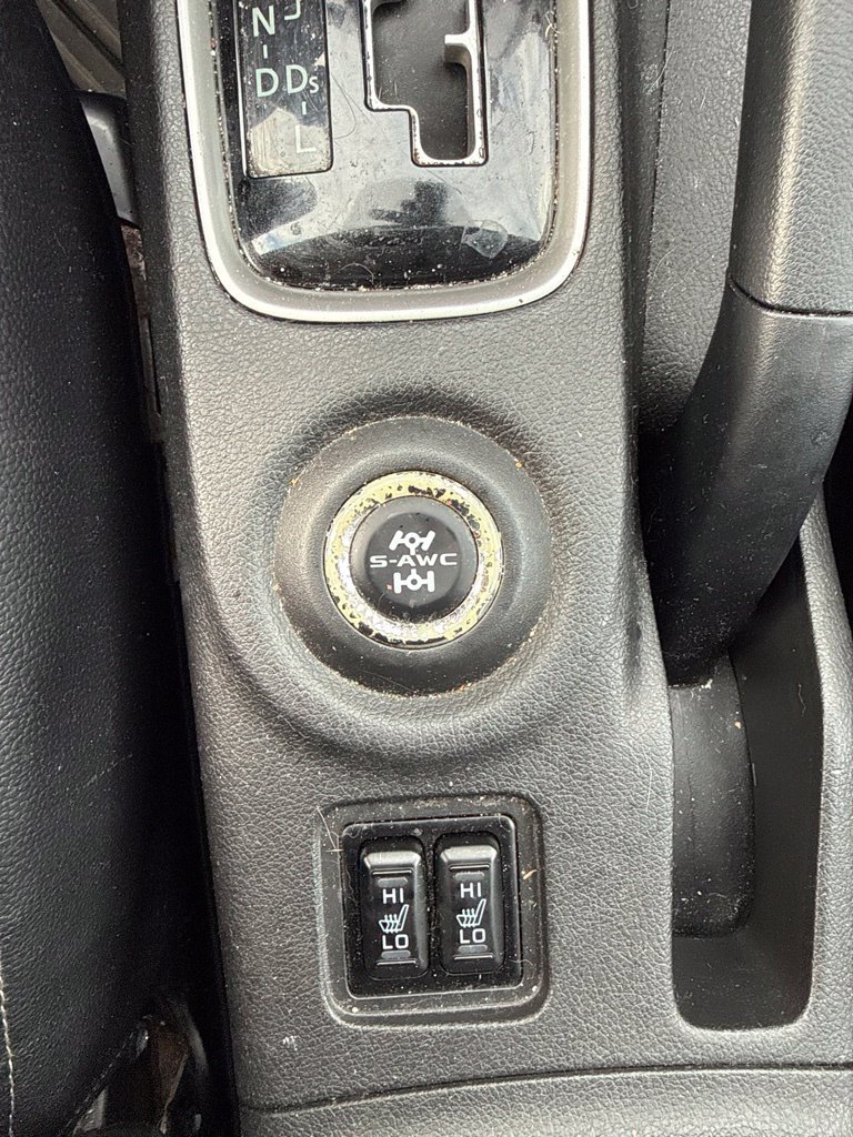 Used 2016 Mitsubishi Outlander SE AWD/4WD image 13