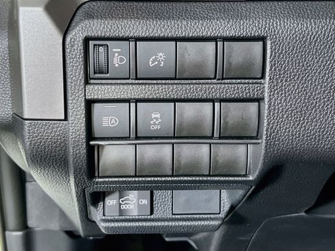 Used 2024 Toyota Tacoma TRD Off-Road AWD/4WD image 10