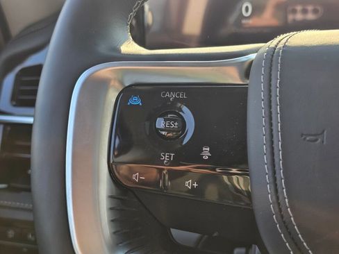 Used 2025 INFINITI QX80 Sensory AWD/4WD image 25