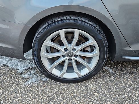Used 2019 Audi A4 2.0T Premium Plus image 9