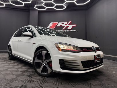 Used 2017 Volkswagen GTI SE