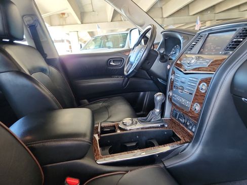 Used 2020 Nissan Armada SL w/ Premium Package image 19
