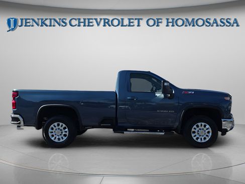 New 2025 Chevrolet Silverado 2500 LT w/ Convenience Package image 8