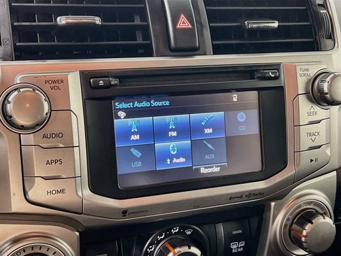 Certified 2018 Toyota 4Runner SR5 AWD/4WD image 13