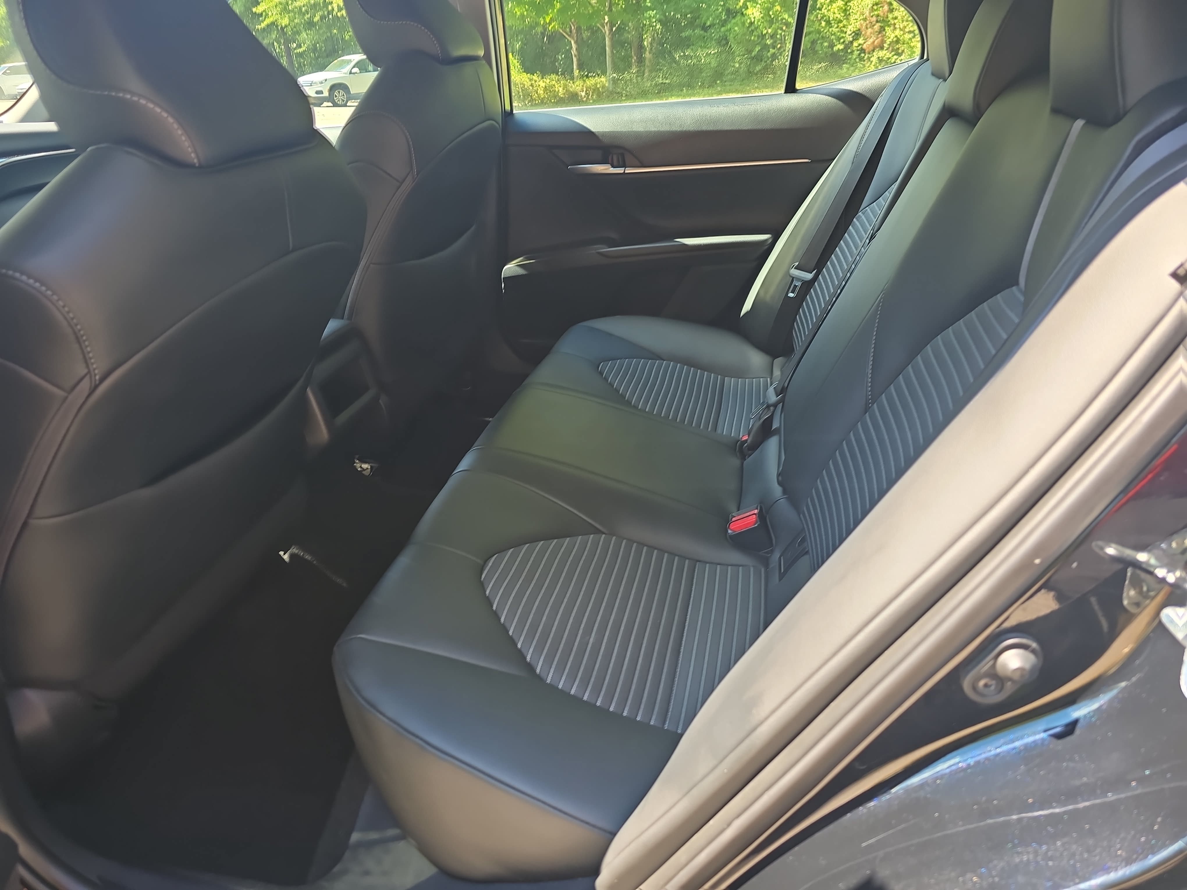 Used 2024 Toyota Camry SE FWD image 13