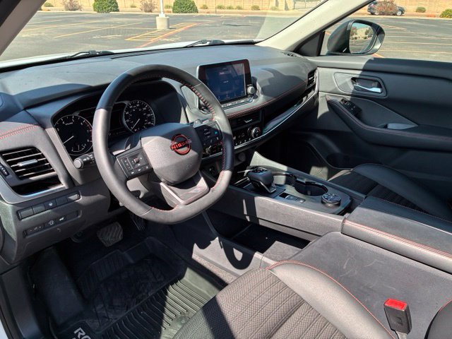 Certified 2025 Nissan Rogue SV w/ Rock Creek Premium Package AWD/4WD image 12