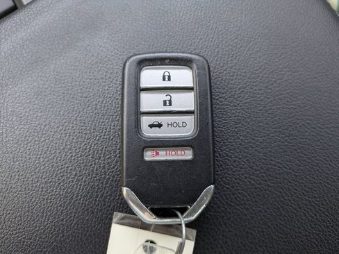 Used 2019 Honda Accord Sport image 27