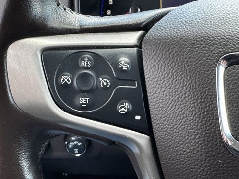 Used 2022 GMC Canyon Denali image 29