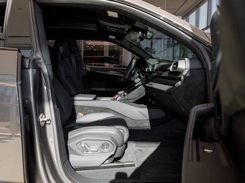 Used 2024 Lamborghini Urus Performante image 44