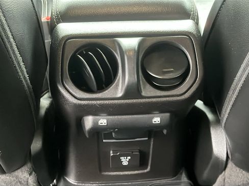 Certified 2021 Jeep Gladiator Overland w/ Dual Top Group image 29