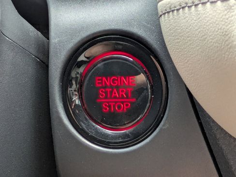 Used 2024 Honda HR-V EX-L image 31