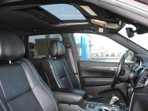 Used 2021 Jeep Grand Cherokee Limited w/ Quick Order Package 28K 80th AWD/4WD image 16