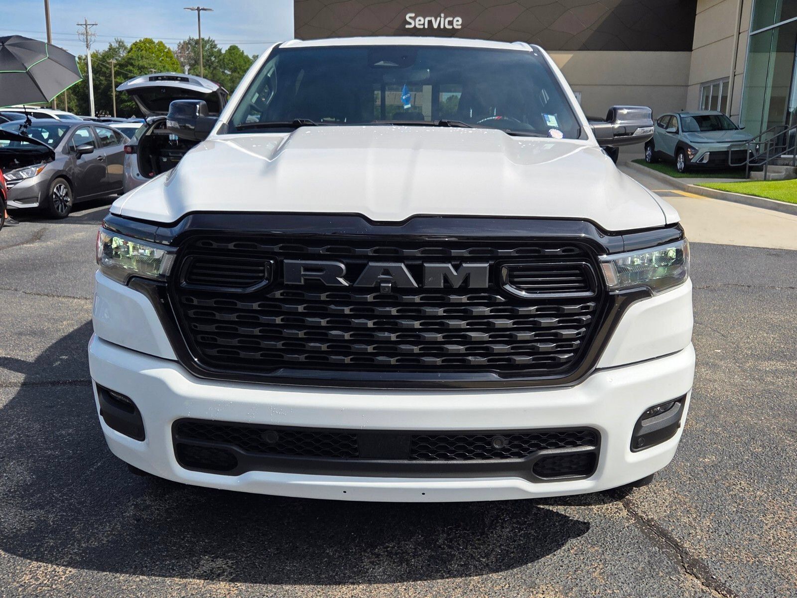 Used 2025 RAM 1500 Big Horn AWD/4WD image 2