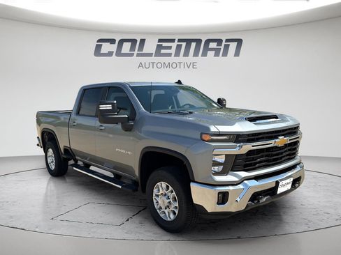 New 2026 Chevrolet Silverado 2500 LT w/ Convenience Package AWD/4WD image 7