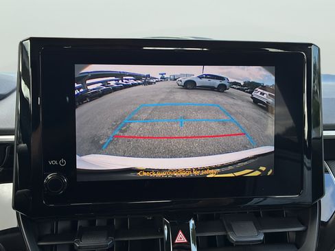 Used 2026 Toyota Corolla LE FWD image 19