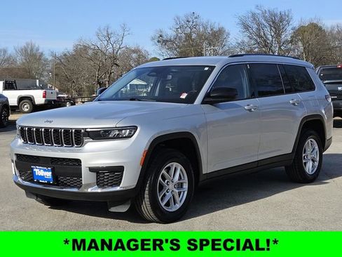 Used 2023 Jeep Grand Cherokee L Laredo image 4