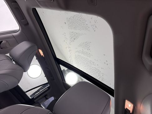 Used 2023 Toyota Highlander Platinum image 20