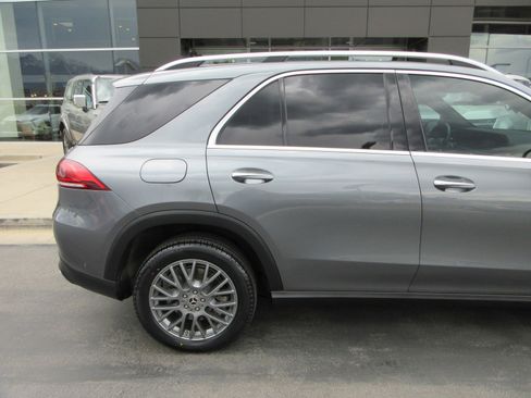 Used 2021 Mercedes-Benz GLE 450 4MATIC image 11