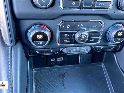 Used 2023 Chevrolet Tahoe LT image 32