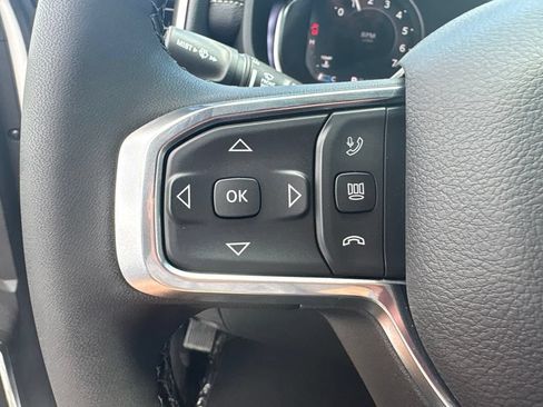 New 2026 RAM 2500 Laramie AWD/4WD image 19
