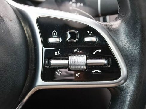 Used 2022 Mercedes-Benz GLC 300 4MATIC image 30