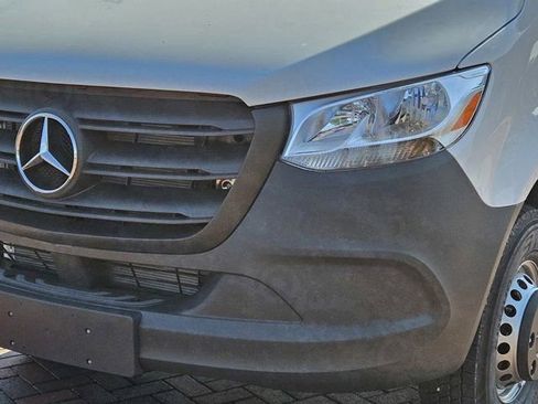 New 2024 Mercedes-Benz Sprinter 3500 image 8