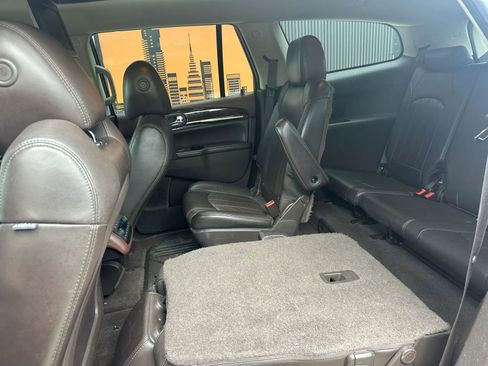 Used 2014 Buick Enclave Leather FWD image 12